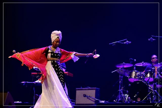 NIK_990478 Fatoumata Diawara 31-01-2019 (Zz) (p).jpg